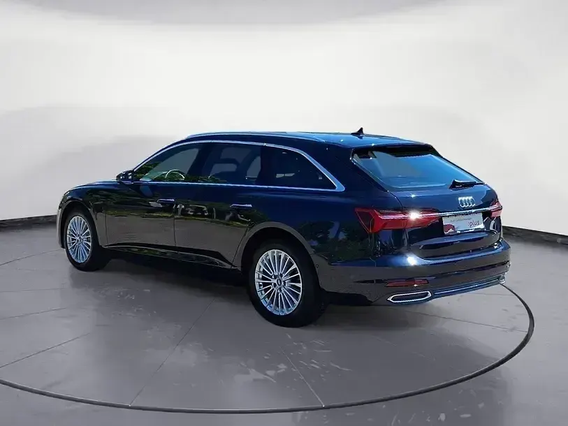 Gebraucht Audi A6 Design 204 PS (150 kW) 2022 Blau Kombi