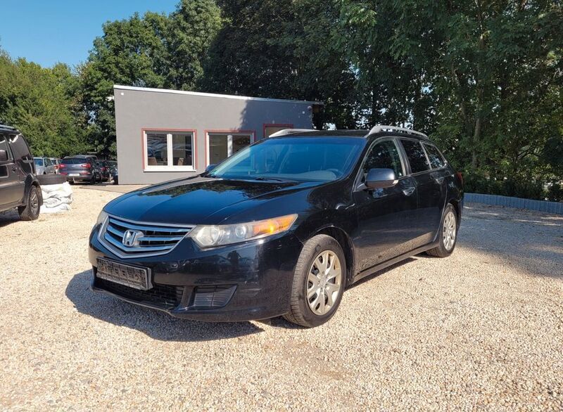 Schwarz Gebraucht 2009 Honda Accord Comfort Kombi | 2.580 € (Fairer Preis) - Bild 1/4