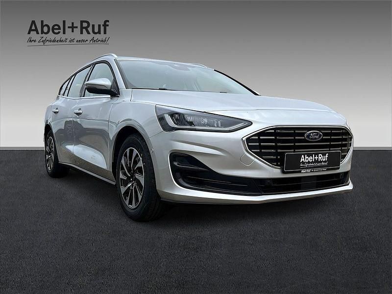Neu Ford Focus Titanium 155 PS (114 kW) 2026 Silber Limousine