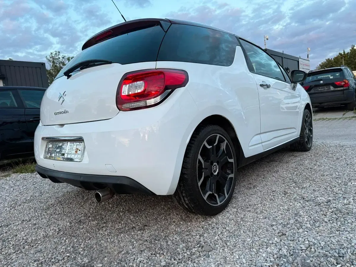 Gebraucht Citroën DS3 So Chic 120 PS (88 kW) 2011 Rot Kleinwagen
