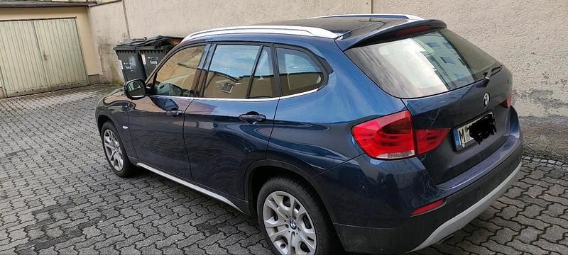 Gebraucht BMW X1 150 PS (110 kW) 2011 Blau SUV