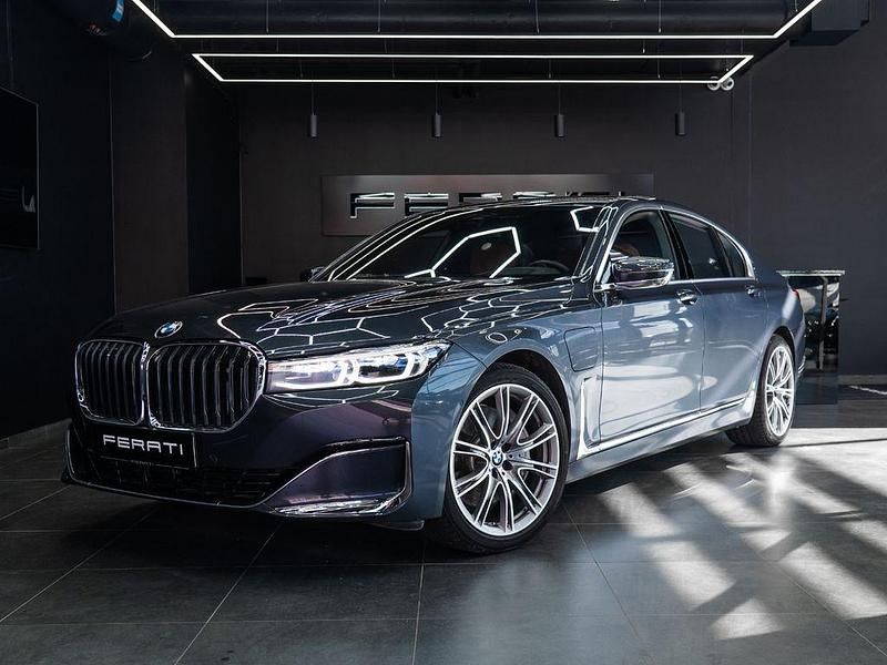 Gebraucht BMW 745e 394 PS (289 kW) 2019 Grau Limousine