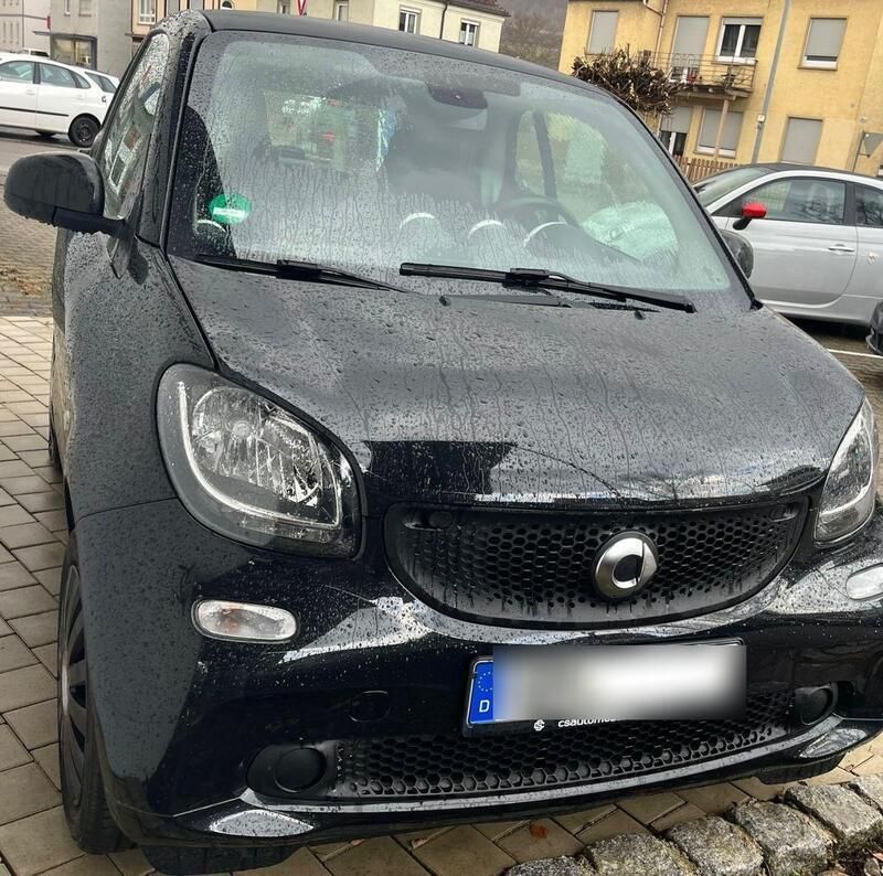 Schwarz Gebraucht 2018 Smart ForTwo Coupé Coupé | 8.700 € (Guter Preis) - Bild 1/4