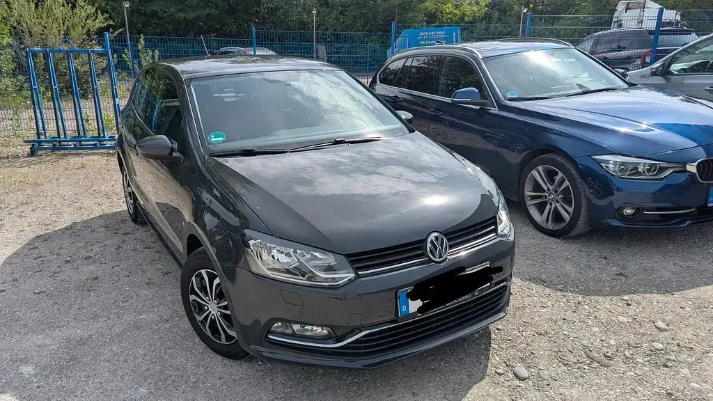 Gebraucht VW Polo Highline 90 PS (66 kW) 2016 Grau Kleinwagen