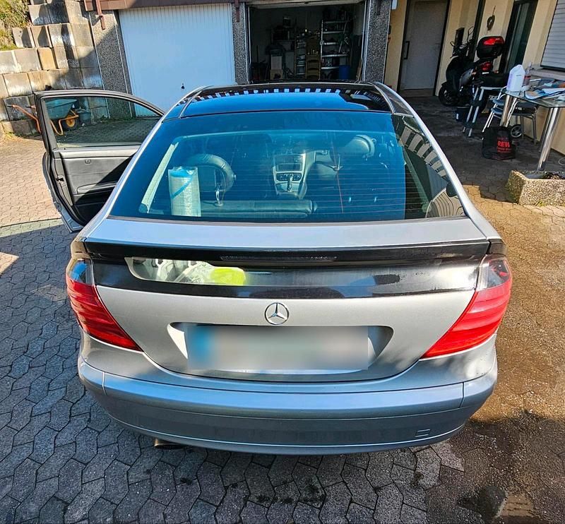 Gebraucht Mercedes C230 197 PS (144 kW) 2001 Grau Coupé