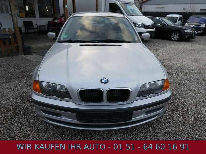 Gebraucht BMW 316 105 PS (77 kW) 1999 Silber Limousine