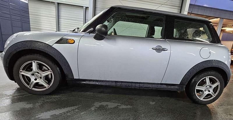 Gebraucht Mini ONE 75 PS (55 kW) 2009 Kleinwagen