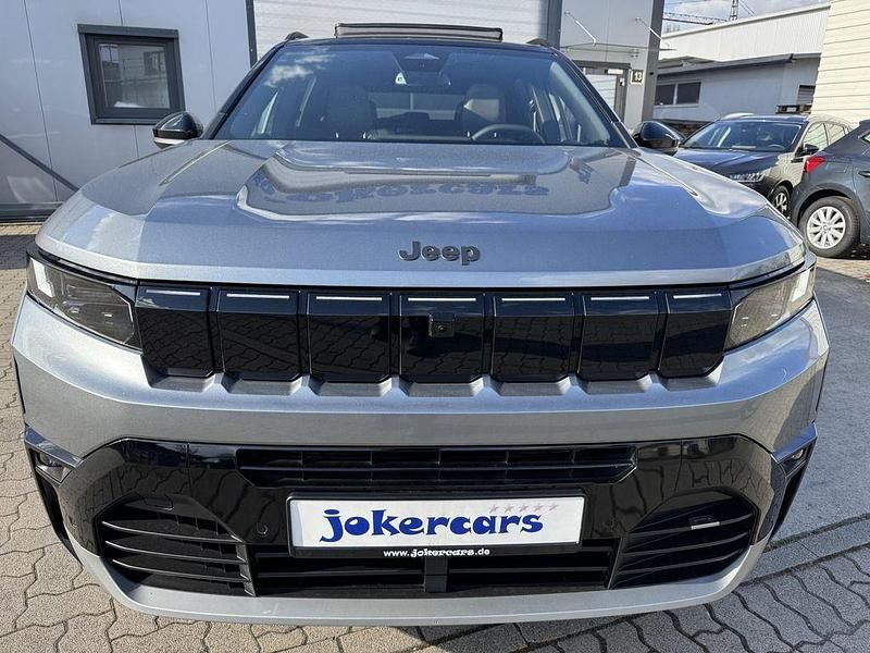 Second-hand Jeep Compass 145 CP (106 kW) 2026 Gri SUV