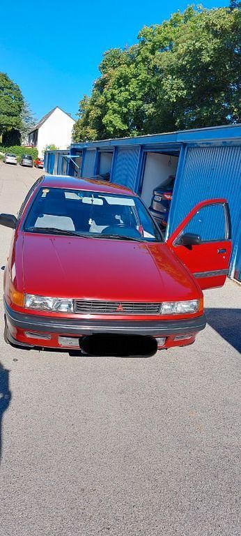 Rot Gebraucht 1992 Mitsubishi Lancer Limousine | 3.149 € - Bild 1/4