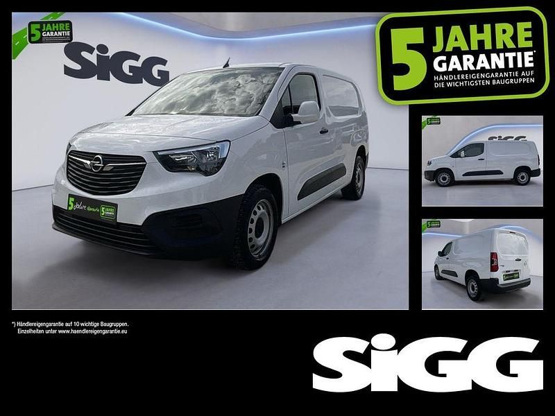Jade weiss Gebraucht 2021 Opel Combo Van / Kleinbus | 16.580 € (Guter Preis) - Bild 1/4