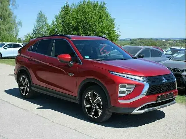 Gebraucht Mitsubishi Eclipse Cross Intro Edition 188 PS (138 kW) 2021 Dynamic rot met. SUV