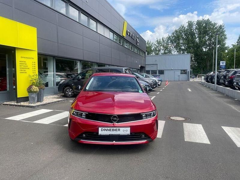 Gebraucht Opel Astra Edition 150 PS (110 kW) 2022 Rot Limousine
