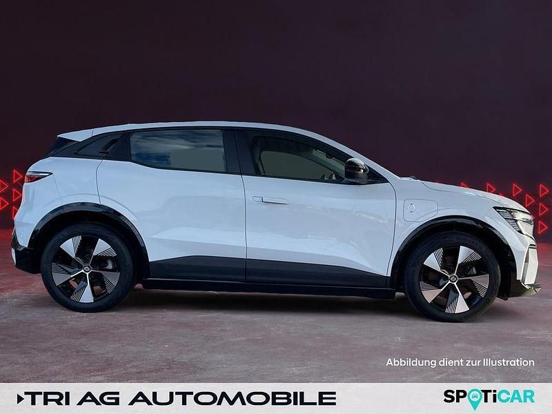 Gebraucht Renault Megane E-Tech Equilibre 96 kW (131 PS) 2022 Arktis weiß Limousine