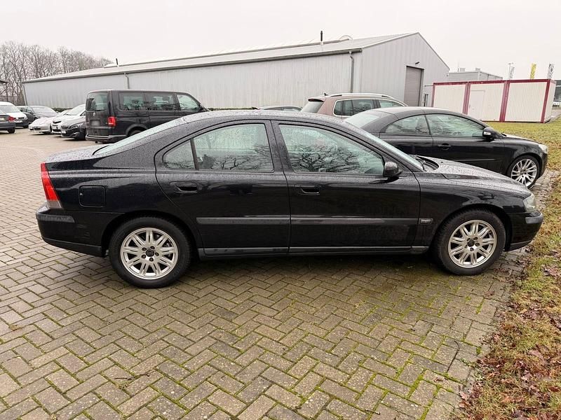 Gebraucht Volvo S60 140 PS (102 kW) 2004 Schwarz Limousine