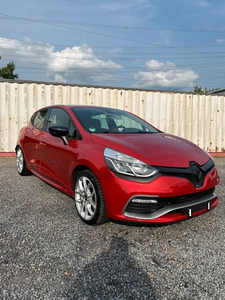 Gebraucht Renault Clio R.S. R.S. 200 PS (147 kW) 2014 Rot Kleinwagen