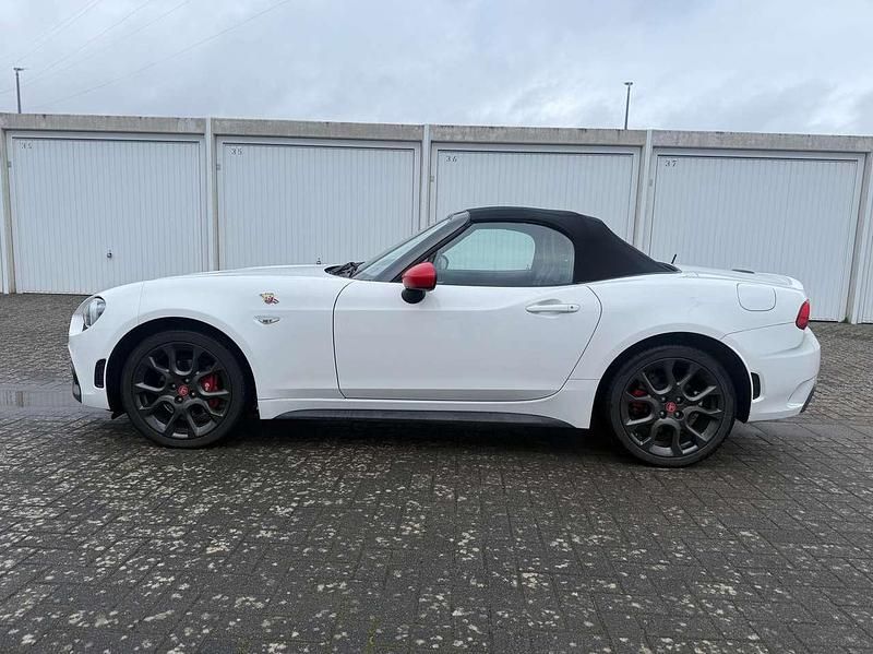Gebraucht Abarth 124 Spider Basis 170 PS (125 kW) 2018 Colore esterno (arctic white Cabrio