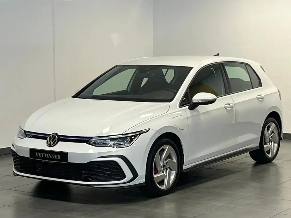 Gebraucht VW Golf VIII GTE 245 PS (180 kW) 2021 Weiß Limousine