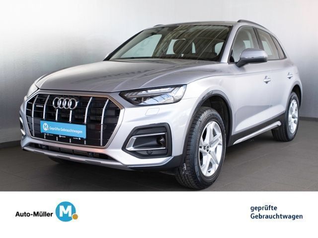 Florettsilber metallic (metallic) Gebraucht 2022 Audi Q5 Comfort SUV | 37.970 € (Superpreis) - Bild 1/4
