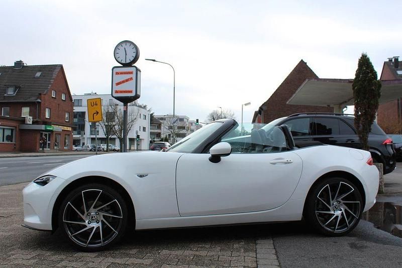 Gebraucht Mazda MX5 Sports-Line 160 PS (117 kW) 2017 Weiß Cabrio