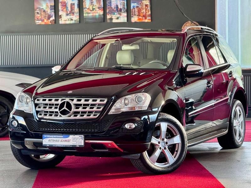 Schwarz Gebraucht 2008 Mercedes ML350 Sport SUV | 20.500 € - Bild 1/4