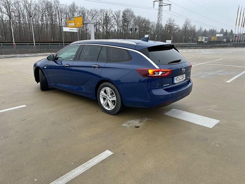 Gebraucht Opel Insignia Dynamic 170 PS (125 kW) 2018 Blau Kombi