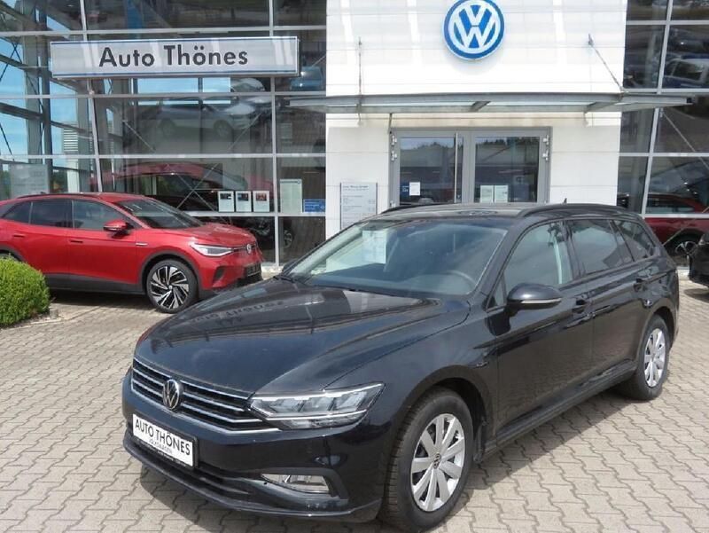 Gebraucht VW Passat 122 PS (89 kW) 2020 Schwarz Kombi