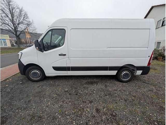 Gebraucht Renault Master 150 PS (110 kW) 2022 Weiß (mineral weiss) Van / Kleinbus