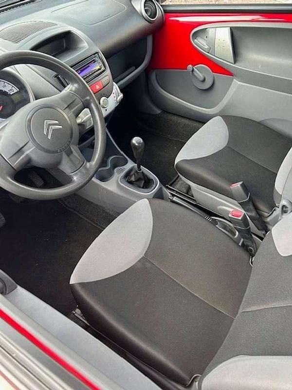 Gebraucht Citroën C1 68 PS (50 kW) 2010 Rot Kleinwagen