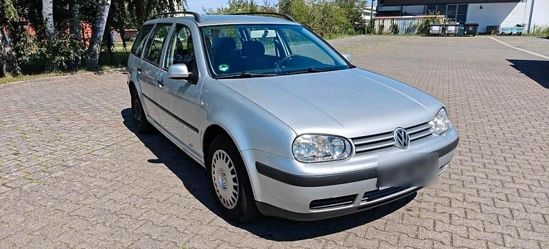 Silber Gebraucht 2005 VW Golf IV Kombi | 1.999 € (Guter Preis) - Bild 1/4