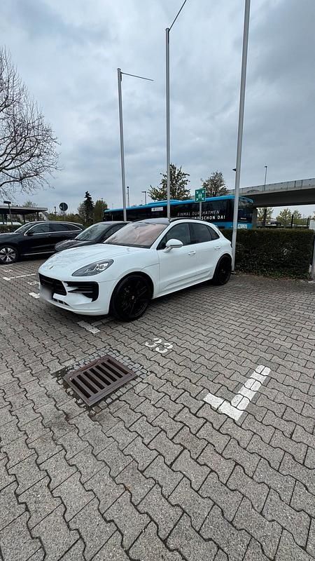 Used Porsche Macan Basis 2020 White SUV