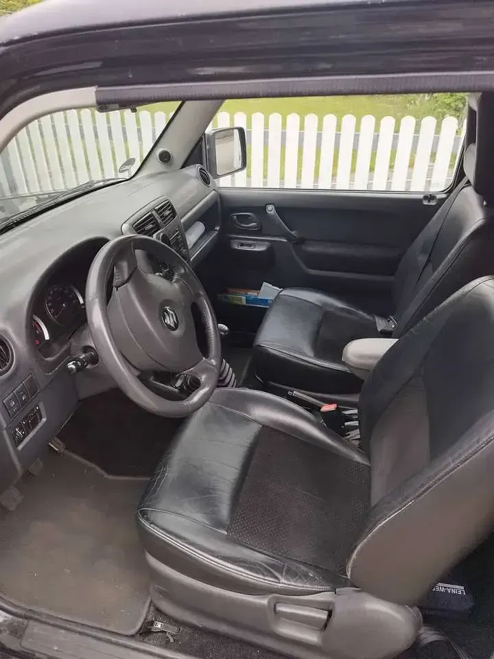 Gebraucht Suzuki Jimny Club 86 PS (63 kW) 2007 Schwarz SUV
