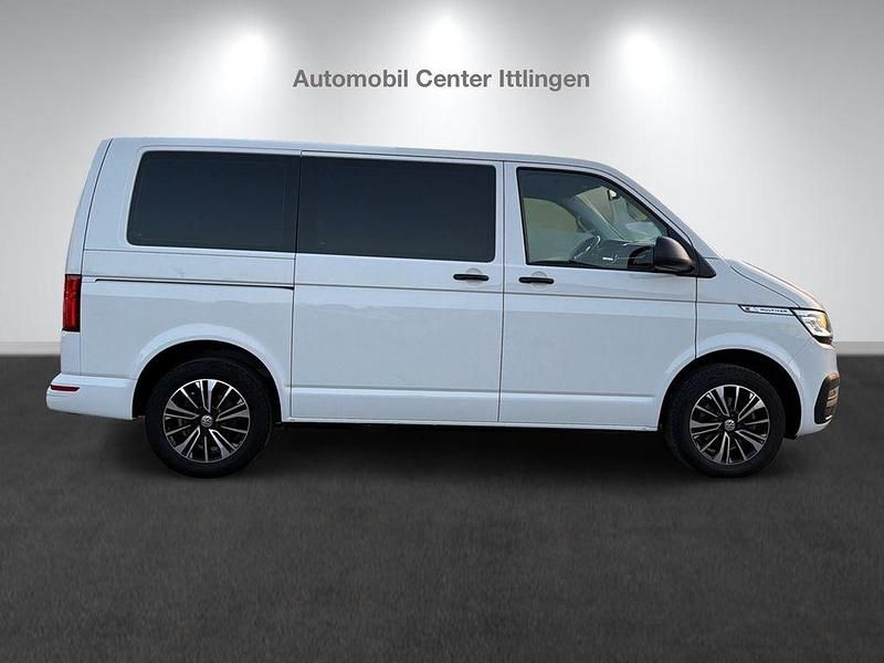 Gebraucht VW Multivan 150 PS (110 kW) 2021 Weiß Van