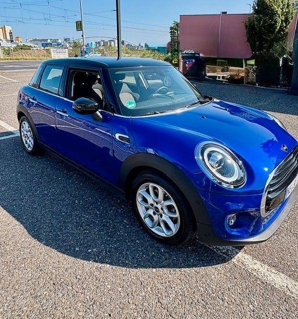 Blau Gebraucht 2021 Mini Cooper Kleinwagen | 19.200 € (Fairer Preis) - Bild 1/4