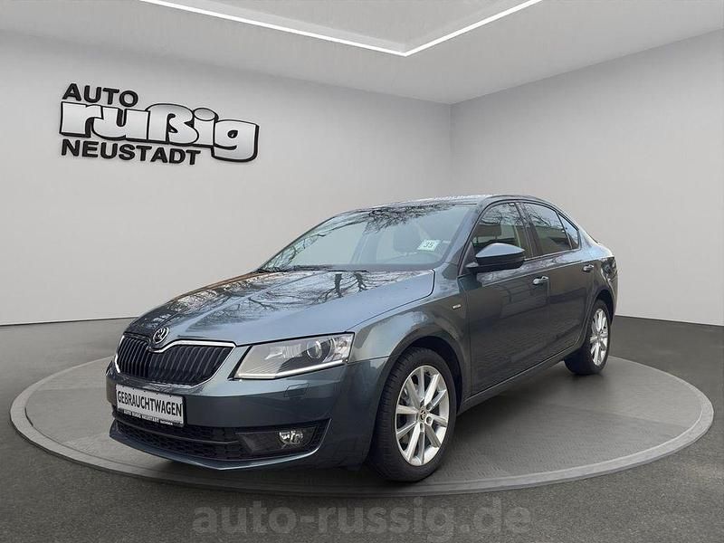 Grau Gebraucht 2016 Skoda Octavia Joy Limousine | 14.980 € (Etwas zu teuer) - Bild 1/4