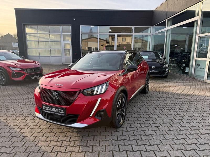 Rot Gebraucht 2020 Peugeot e-2008 GT SUV | 15.989 € (Fairer Preis) - Bild 1/4