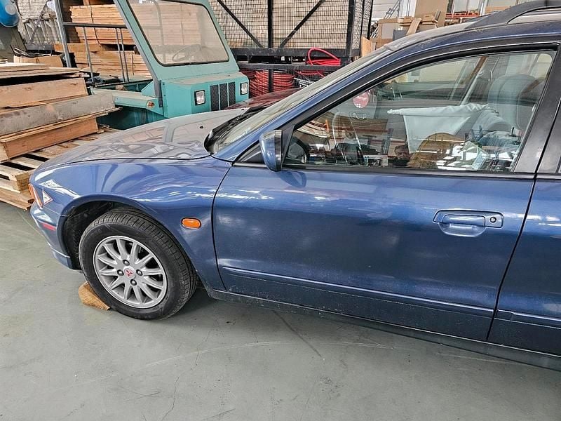 Gebraucht Mitsubishi Galant 136 PS (100 kW) 1999 Blau Kombi