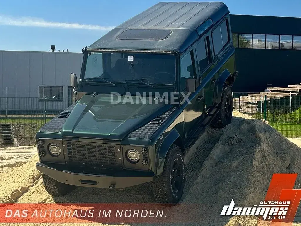 Gebraucht Land Rover Defender 122 PS (89 kW) 2003 Grün Kombi