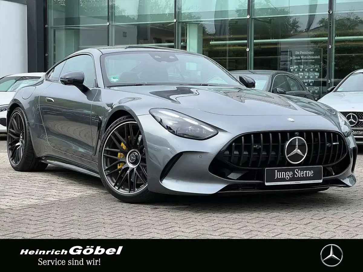 Gebraucht Mercedes AMG GT 63 Premium Plus 585 PS (430 kW) 2024 Selenitgrau Coupé