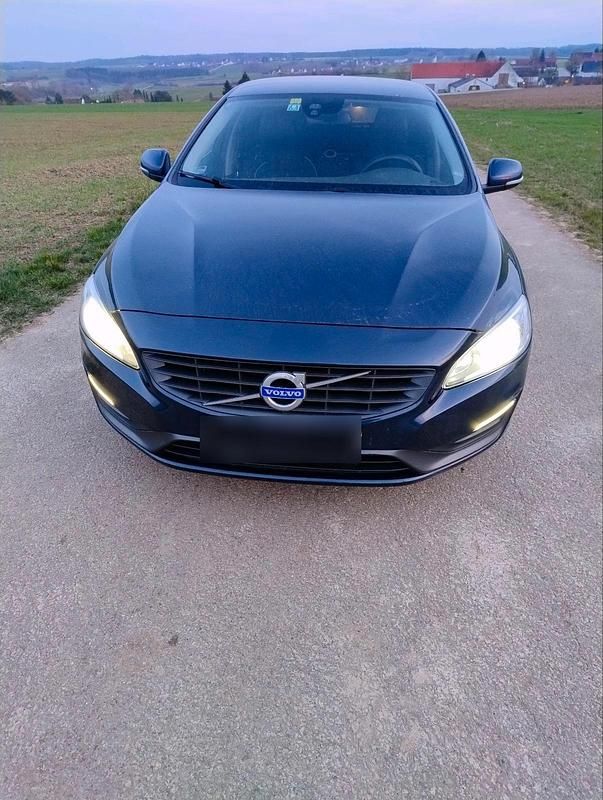 Gebraucht Volvo V60 215 PS (158 kW) 2014 Kombi