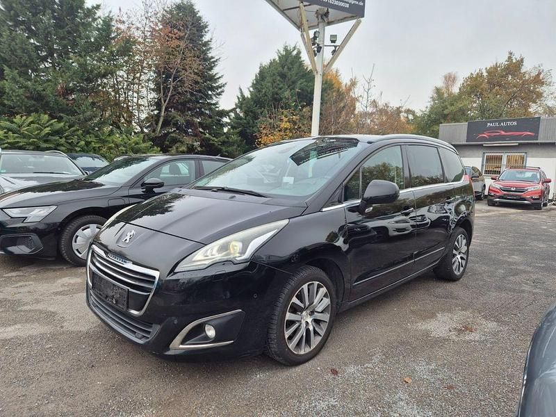 Schwarz Gebraucht 2015 Peugeot 5008 Allure Limousine | 6.750 € (Fairer Preis) - Bild 1/4