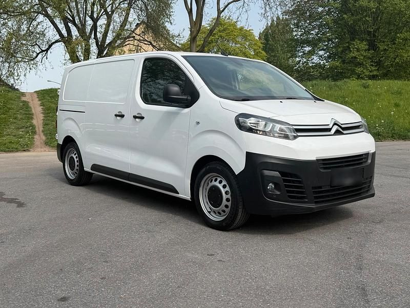 Second-hand Citroën Jumpy 102 CP (75 kW) 2021 Alb Monovolum