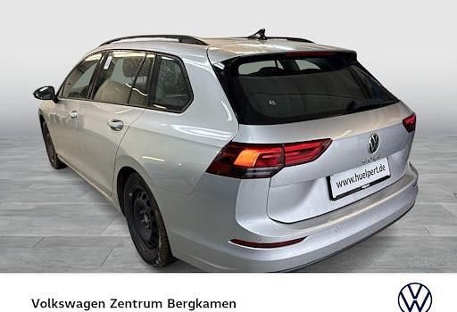 Gebraucht VW Golf VIII Life 150 PS (110 kW) 2022 Reflexsilber metallic Kombi