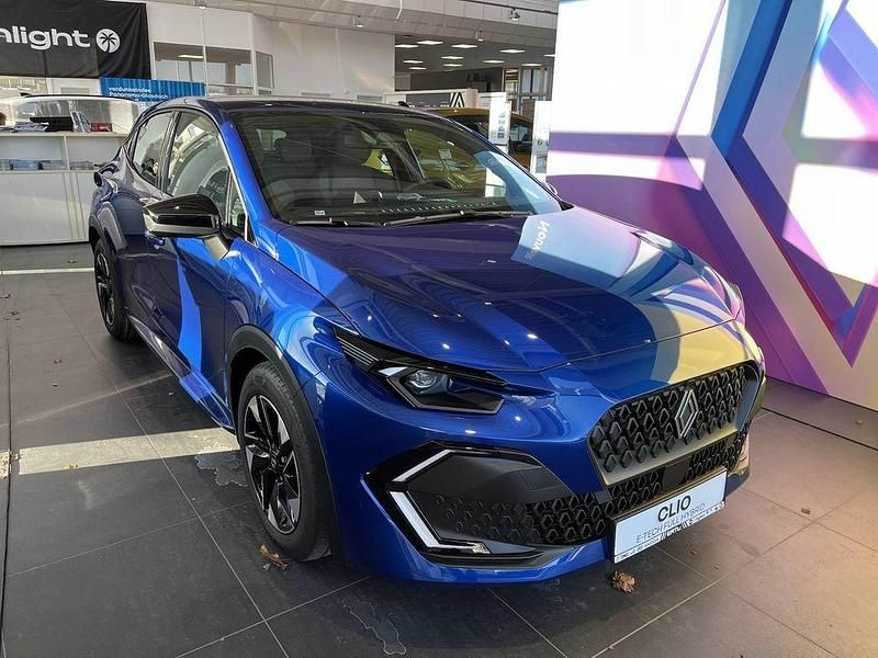 Neu Renault Clio V Evolution 159 PS (116 kW) 2025 Blau Limousine