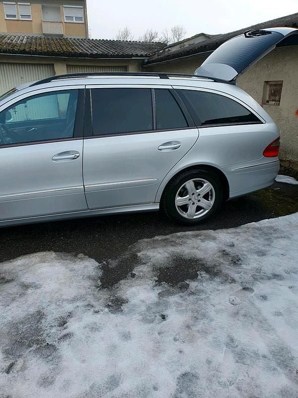 Gebraucht Mercedes E280 Avantgarde 190 PS (139 kW) 2008 Grau Kombi