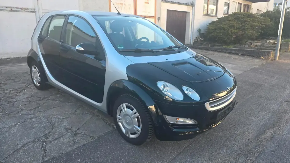Usado Smart ForFour Pulse 75 HP (55 kW) 2004 Cinzento Citadino