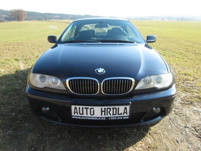 Gebraucht BMW 330 Cabriolet Sport Line 231 PS (169 kW) 2004 Blau Cabrio