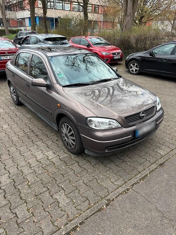 Gebraucht Opel Astra 75 PS (55 kW) 1998 Braun Limousine