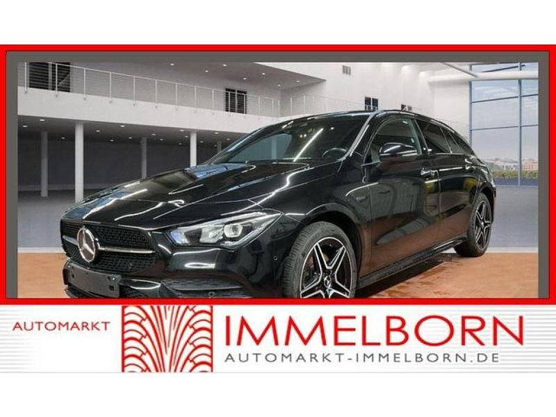 Kosmosschwarz (metallic) Gebraucht 2021 Mercedes 250 AMG Kombi | 26.090 € (Guter Preis) - Bild 1/4