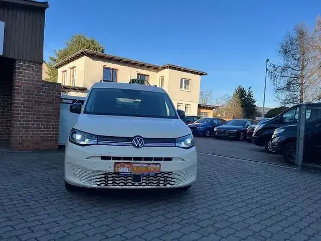 Gebraucht VW Caddy 131 PS (96 kW) 2023 Gelb Van / Kleinbus