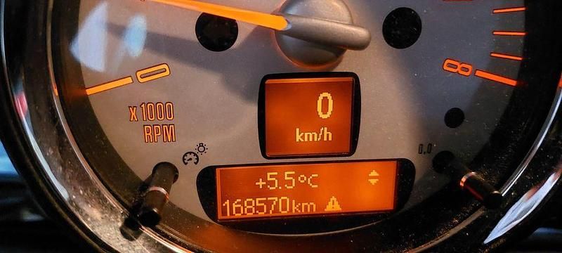 Gebraucht Mini Cooper Cabriolet 122 PS (89 kW) 2011 Schwarz Cabrio